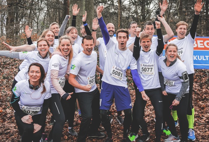 Het team van Websteen in hardloopkleding