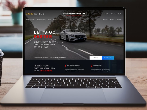 Tablet met de website van Dyno-ChiptuningFiles.com in beeld