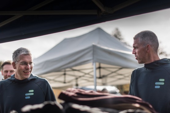 Websteen aanwezig en goudsponsor van de 10e Wolfskamerloop