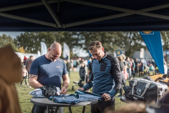 Websteen aanwezig en goudsponsor van de 10e Wolfskamerloop