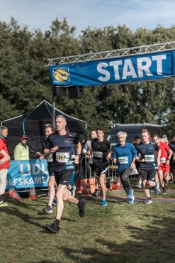 Websteen aanwezig en goudsponsor van de 10e Wolfskamerloop