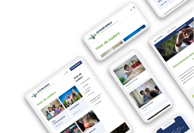 Laptop en telefoon met daarop de website van De Kleine Wereld