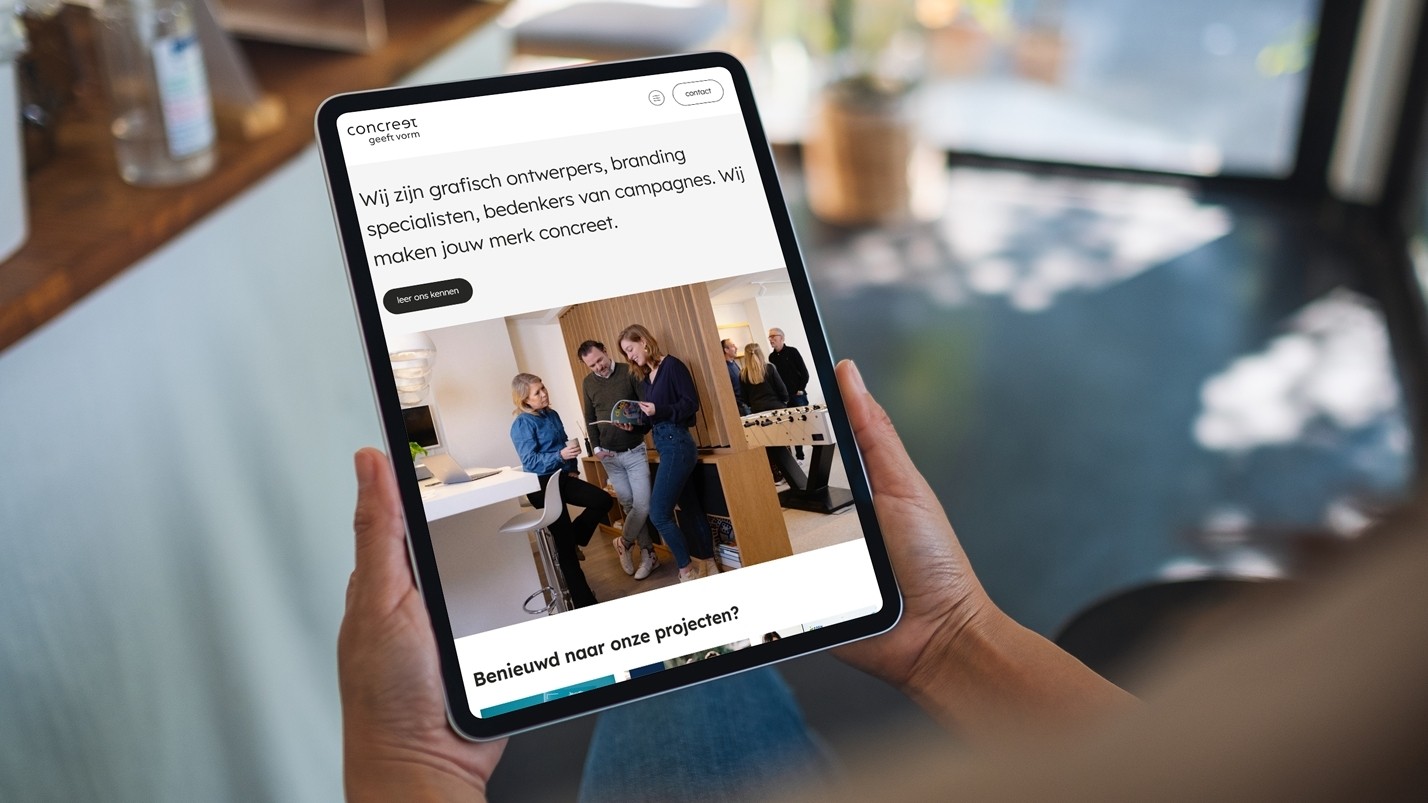 De nieuwe website van Concreeft Geeft Vorm getoond op een ipad