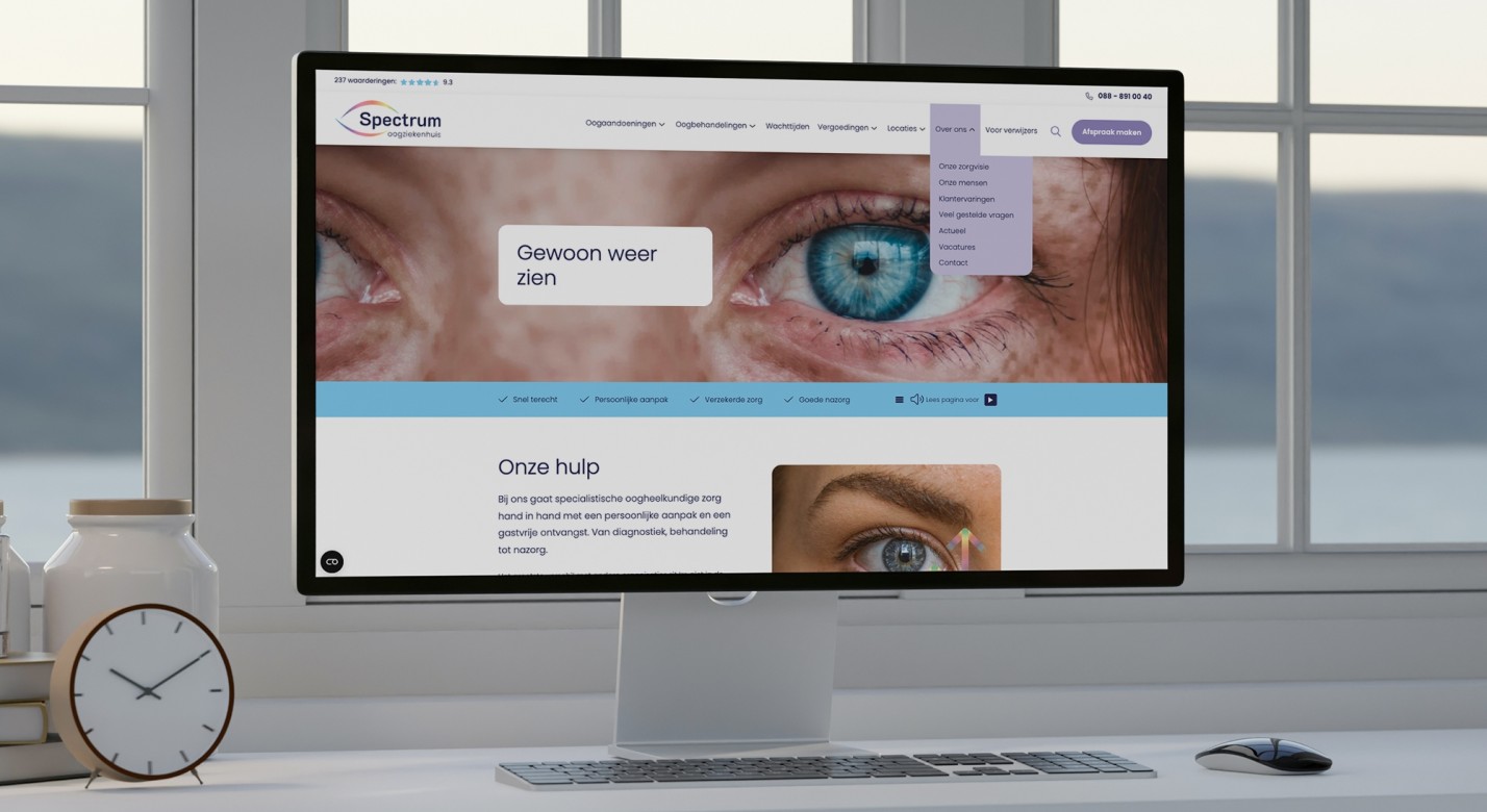 Een desktop scherm met daarop de website van Spectrum Oogziekenhuis