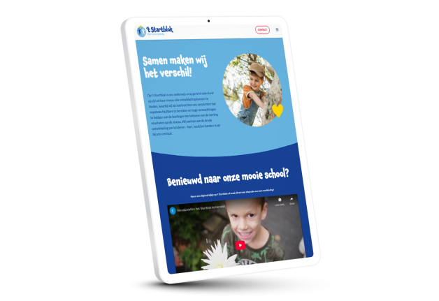 Laptop en telefoon met daarop de website van 't Startblok