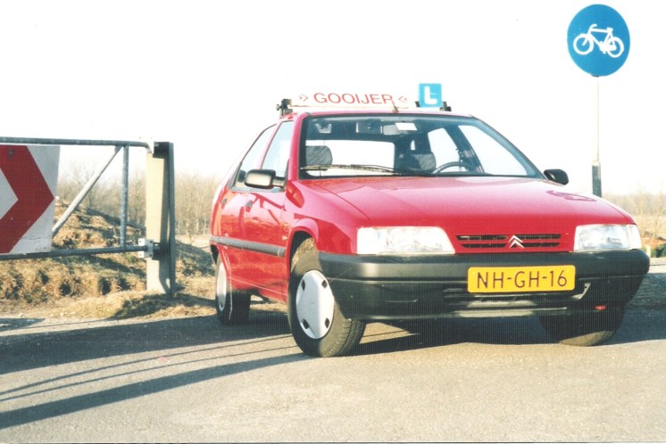 De 1e lesauto in 1995!
