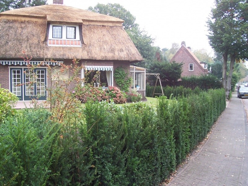 Boerderijtuin bij Jagersweg te Laren