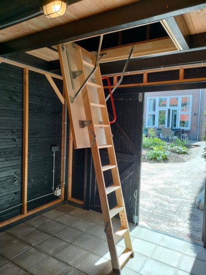 Zoldervloer in Douglas overkapping