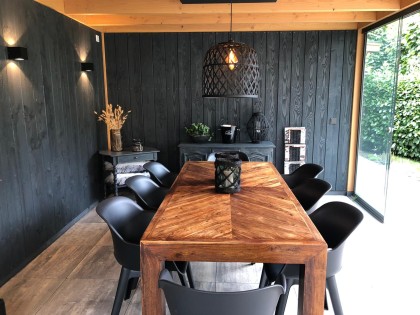 Douglas Overkapping interieur