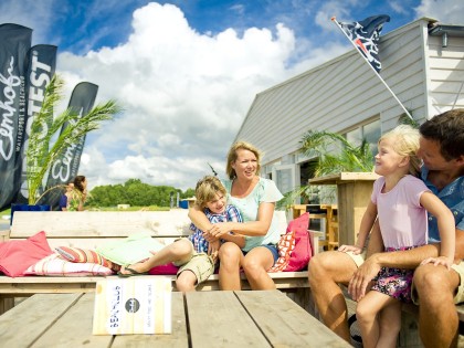 camping-strandtent-marina-eemhof-zeewolde-camperen-vakantie
