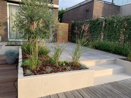 border bakken wit natuursteen