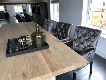 Design stoelen incl. luxe stof in inrichtingproject