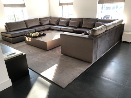 Modern_bankstel_op_maat_in_luxe_velours_stoffen