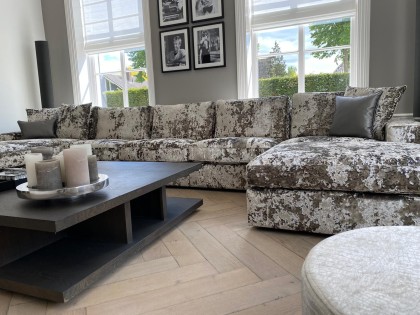 U_bank_op_maat_in_luxe_velvet_stof