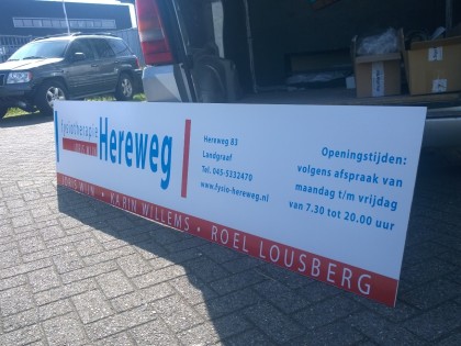 reclamebord_voetbalveld