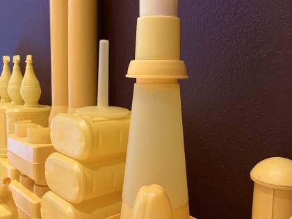 Carolien Adriaansche Yellow detail