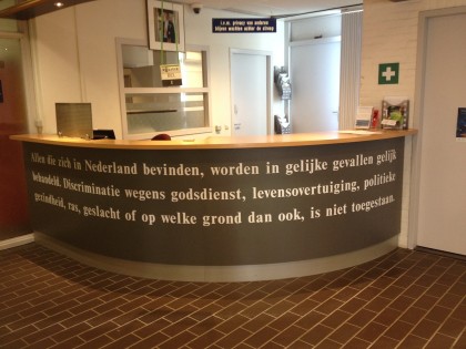 mees_reclame_veenendaal_balie_bedrukking_tekst