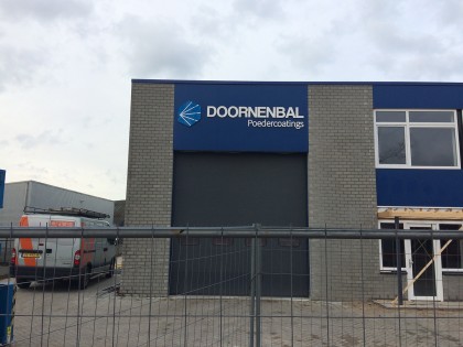 mees_reclame_veenendaal_gevelreclame_overlicht_doornenbal