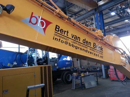 mees_reclame_veenendaal_kraanwagen_belettering_bedrukking_bert_van_den_brink
