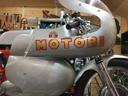 mees_reclame_veenendaal_motor_belettering_bedrukking_motobi