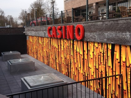 mees_reclame_veenendaal_muur_bedrukking_casino