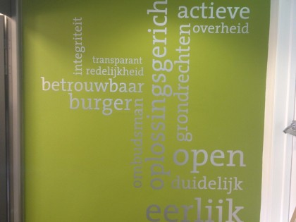 mees_reclame_veenendaal_muurbedrukking_lime