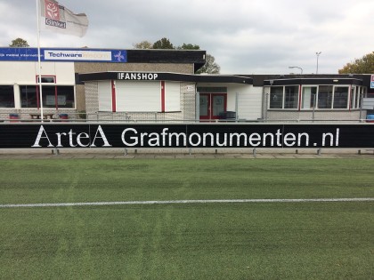 mees_reclame_veenendaal_reclamebord_artea_grafmomumenten