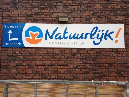 mees_reclame_veenendaal_reclamebord_natuurlijk_tandtechniek