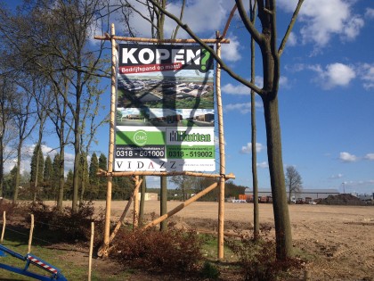 mees_reclame_veenendaal_spandoek_hutten