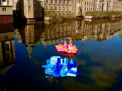 Carolien Adriaansche - Mini Floating Cities Hofvijver