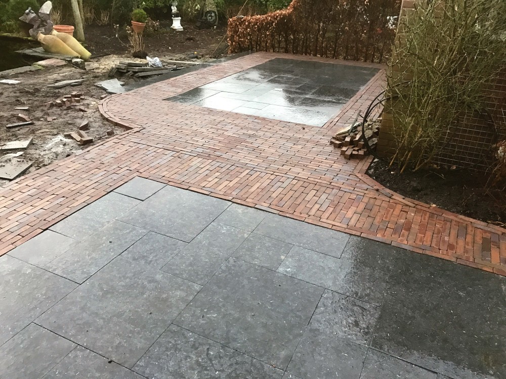 Tuinaanleg en sierbestrating in Huizen