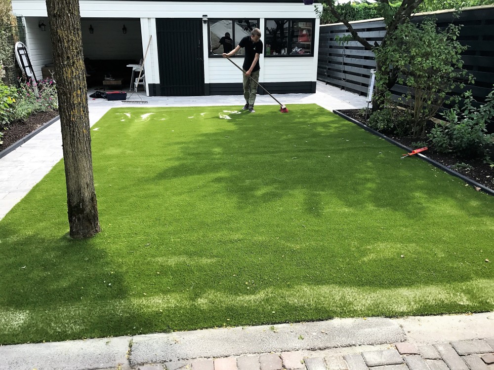 Kunstgras en bestrating Bussum