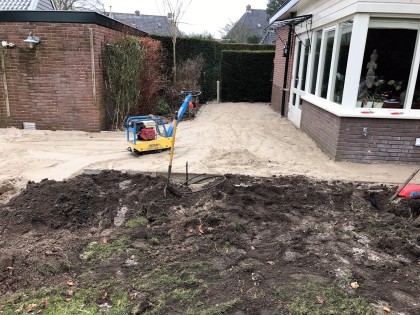 Tuinaanleg en sierbestrating in Huizen