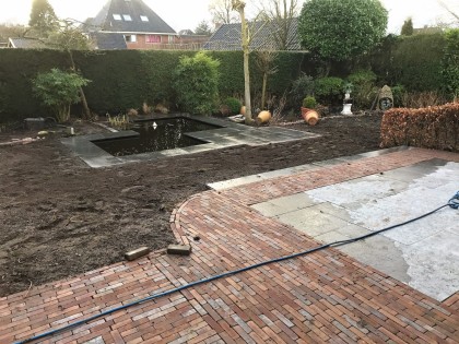 Tuinaanleg en sierbestrating in Huizen