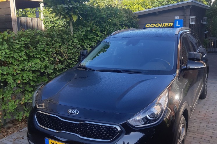 Autorijschool Gooijer lesauto's