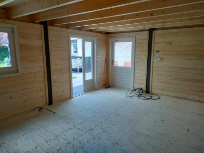 thuis werken in de tuin