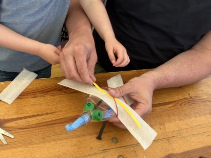 De Afvaljuf - recycle workshop met plastic afval 2