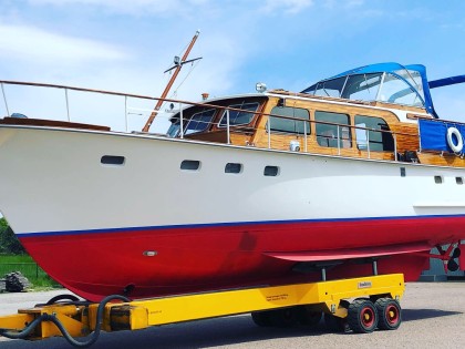 Super Van Craft