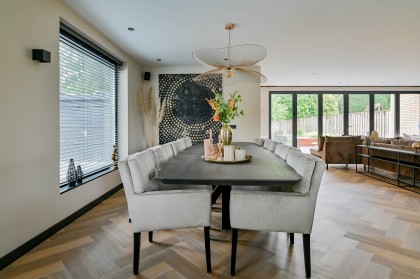 Luxe-eetkamerstoel-op-maat