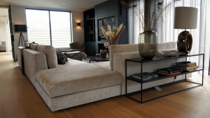 Velours-hoekbank-op-maat