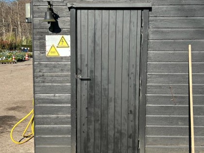 Deuren afhangen door Tilburgs Bouw- & Timmerbedrijf