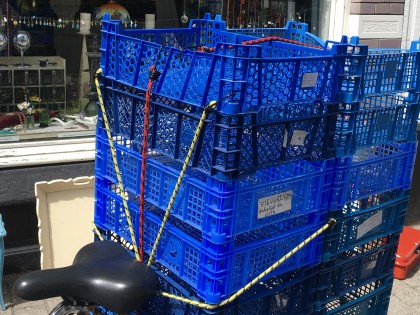 Carolien Adriaansche - blue plastic waste on bicycle 7
