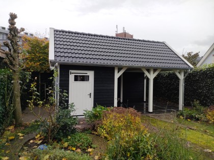 Trendhout zadeldak Almere Buitenleven