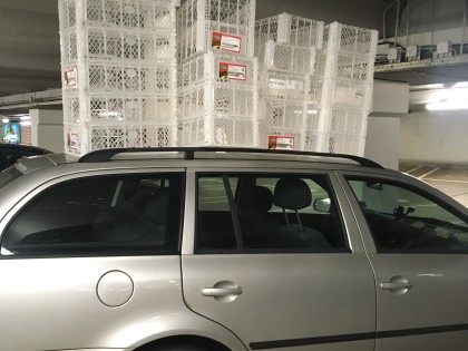 Carolien Adriaansche plastic kratten transport