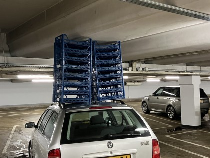 Carolien Adriaansche plastic kratten transport