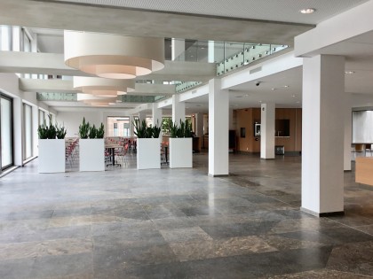 Extra grote lampenkappen combinaties Gemeentehuis Bussum