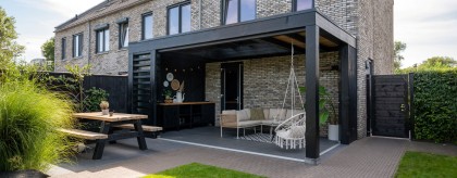 moderne veranda met schuif glas