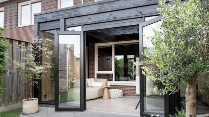 tuinkamer met deuren