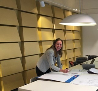 aan werk_gouden wand_project_samenwerken