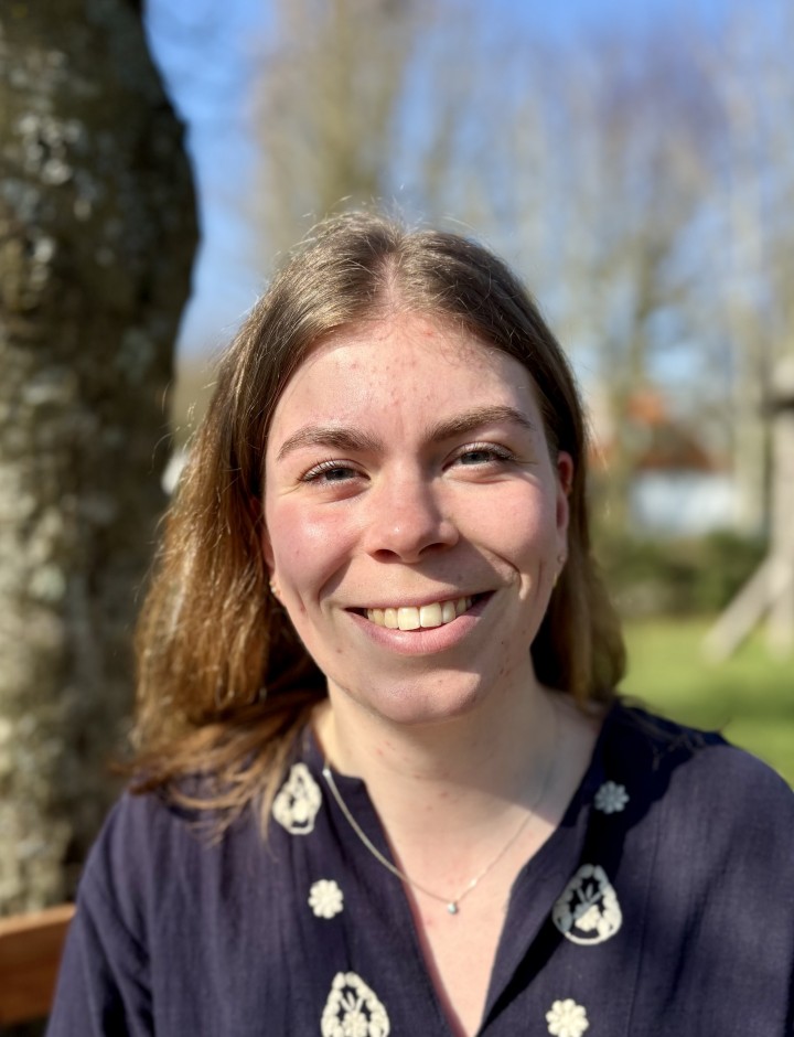 Nieke Molenaar